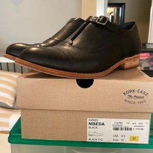 Kork-Ease Black Loafer sz 9.5M (1)